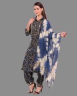 Women Floral Print Straight Kurta Suit Set - Image 3